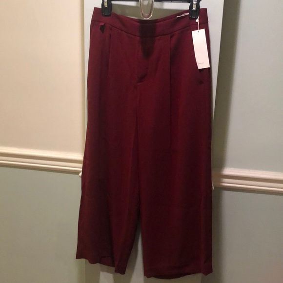 Vince Bordeaux cropped wide leg pants. - Picture 1 of 4